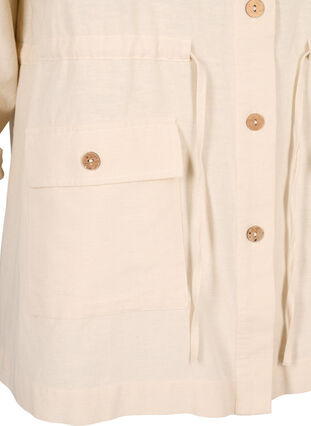 Skjorte i linblanding med lommer, Sandshell, Packshot image number 3