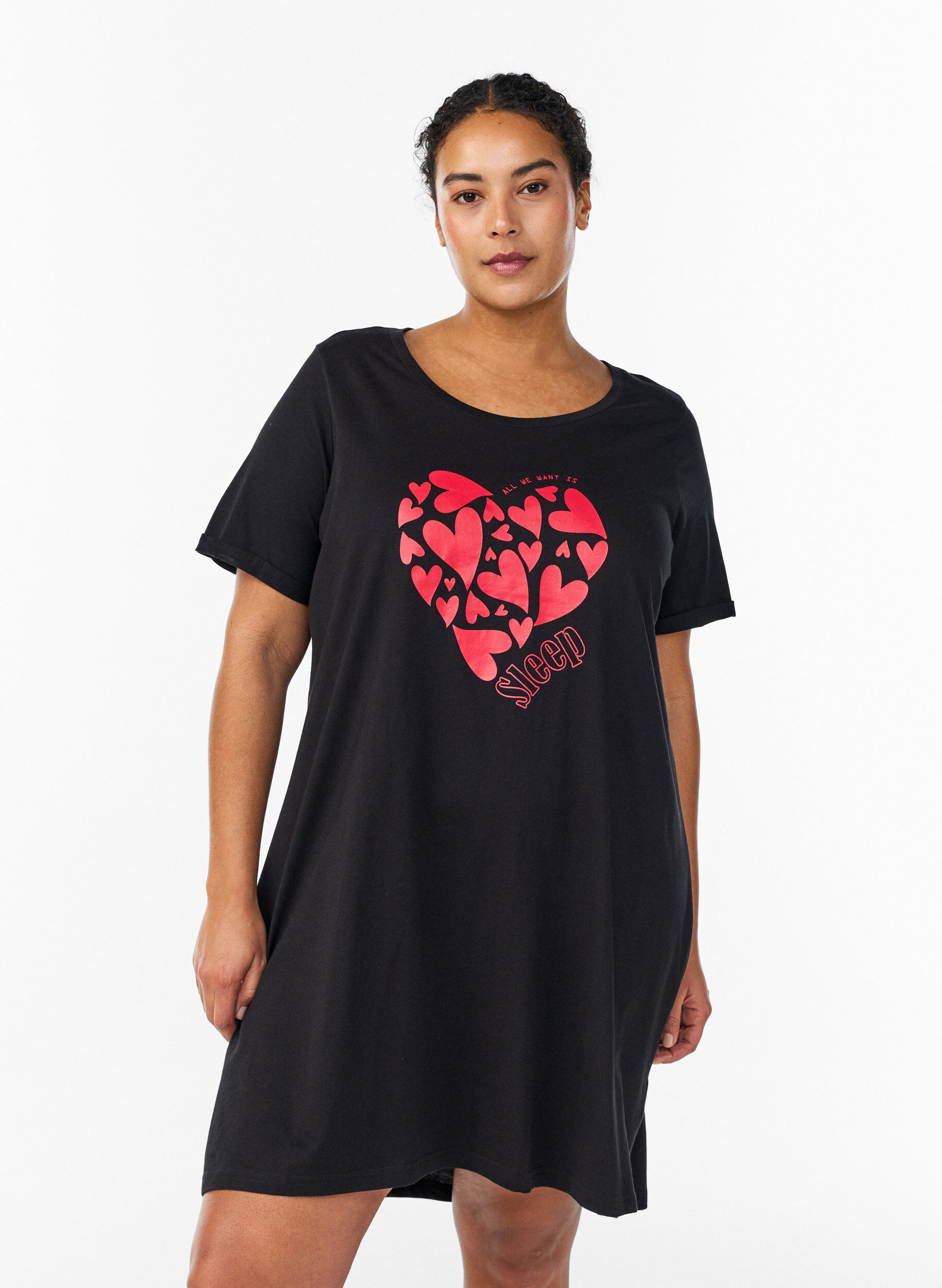 Kortermet nattkjole i &oslash;kologisk bomull, Svart, Model