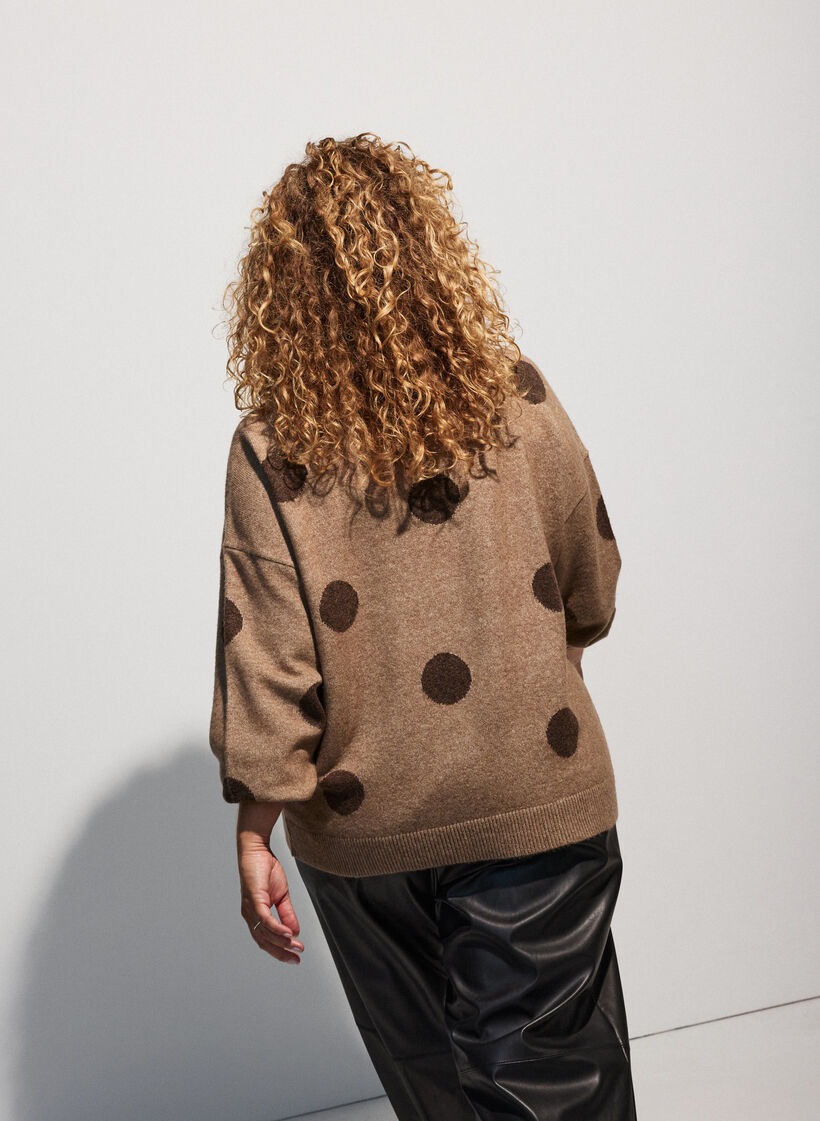 Strikkebluse med prikket m&oslash;nster, Brun, Model image number 3