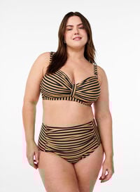 Høytlivs bikinitruse med striper, Brun Høytlivs bikinitruse med striper, Brun, Model