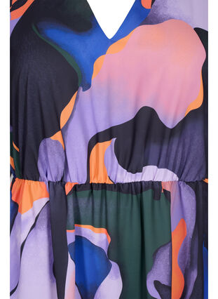 Midikjole med V-hals i fargerikt mønster, Big Scale Print, Packshot image number 2