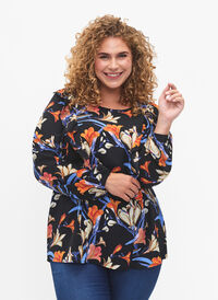 Bluse med lange ermer og volanger, Black Flower AOP, Model