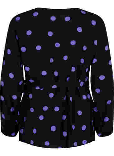 Prikkete omslagsbluse i viskose, Black w. Purple Dot, Packshot image number 1