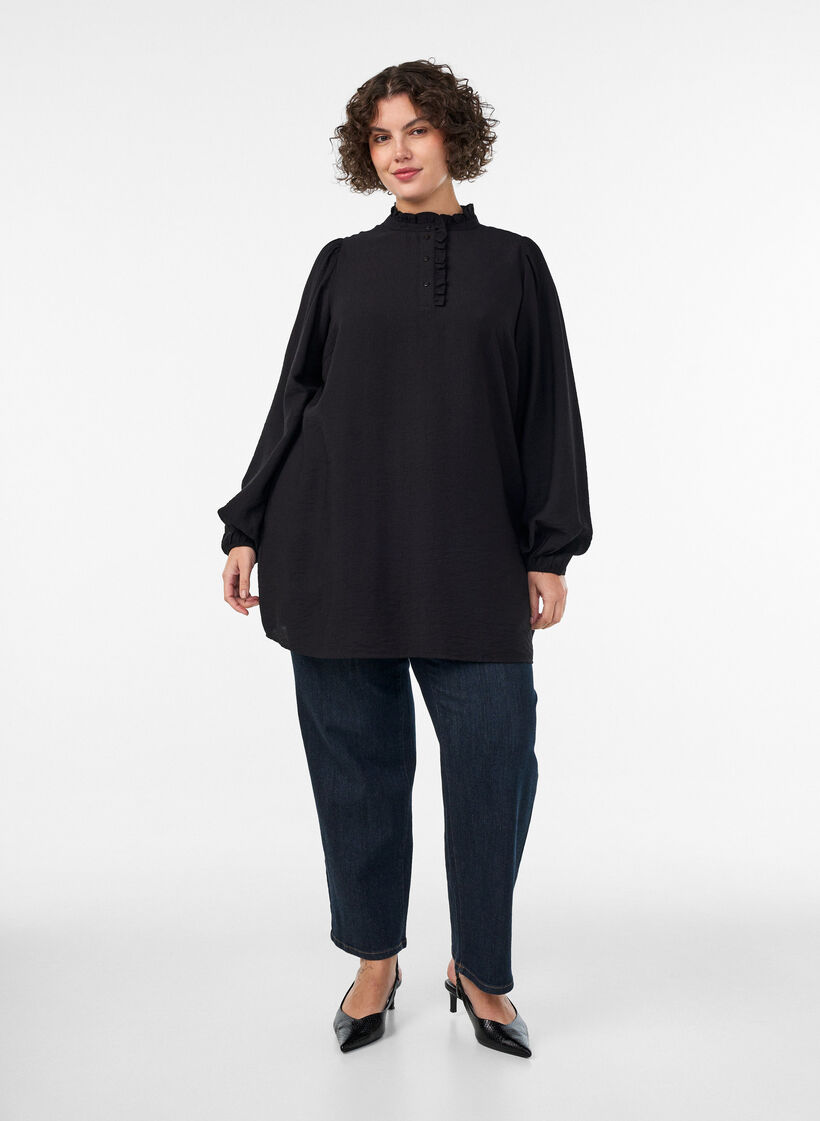 Viskosetunika med volanger og knapper, Svart, Model image number 1