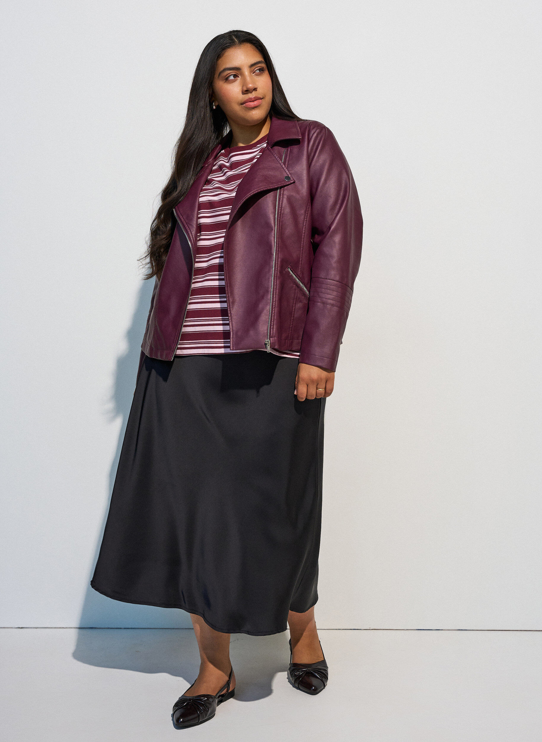 ZizziImitert skinn bikerjakke, R&oslash;d, Model image number 1