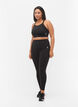 CORE, V-SHAPE DEFINE TIGHTS - Cropped treningstights med V-form bak, Black, Model image number 4