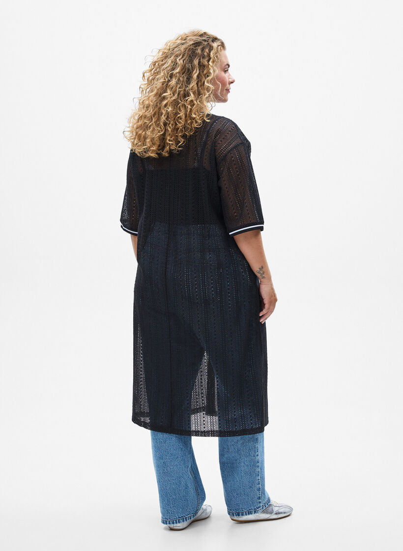 Midikjole med hullmønster og korte ermer, Svart, Model image number 1