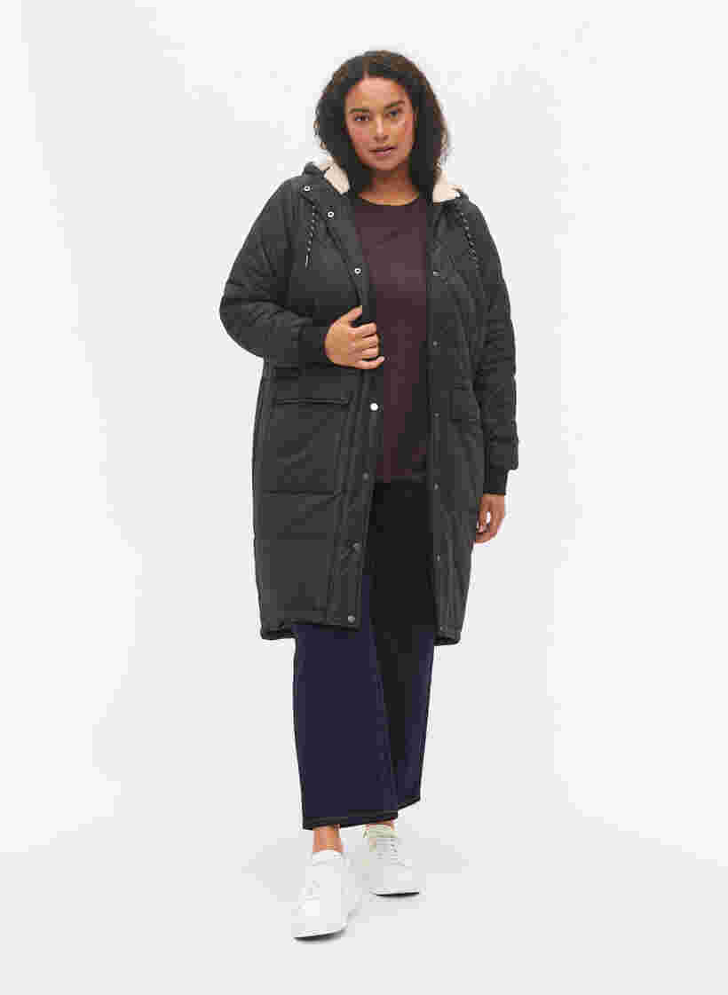 Quiltet jakke med hette og justerbar midje, Black, Model image number 2
