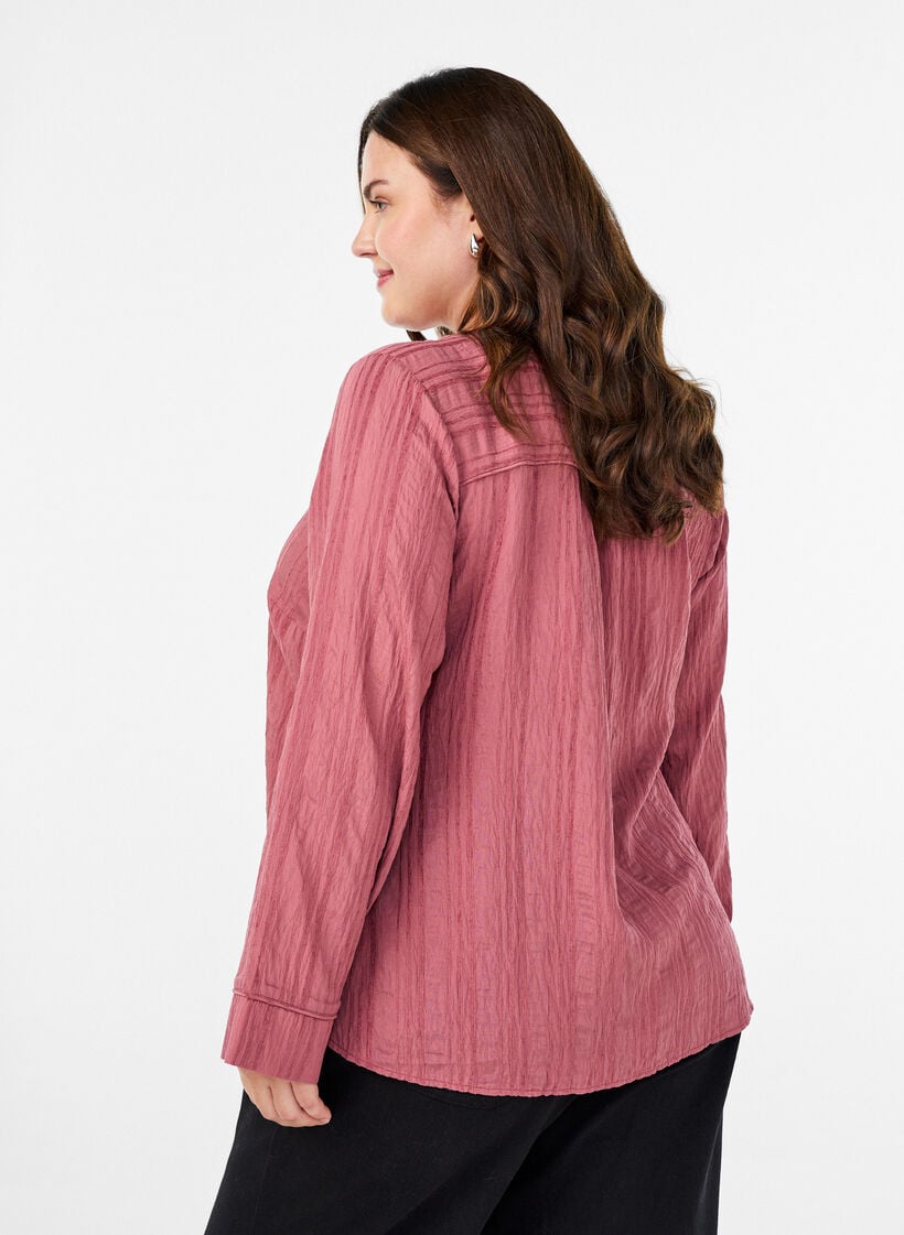 Bluse med tone-på-tone tekstur og knapper, Rosa, Model image number 2