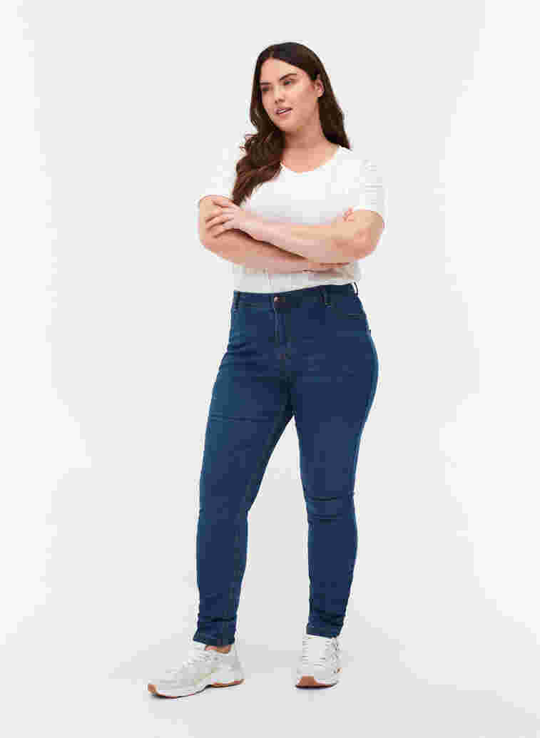 Ekstra slim Nille jeans med høyt liv, Blue d. washed, Model