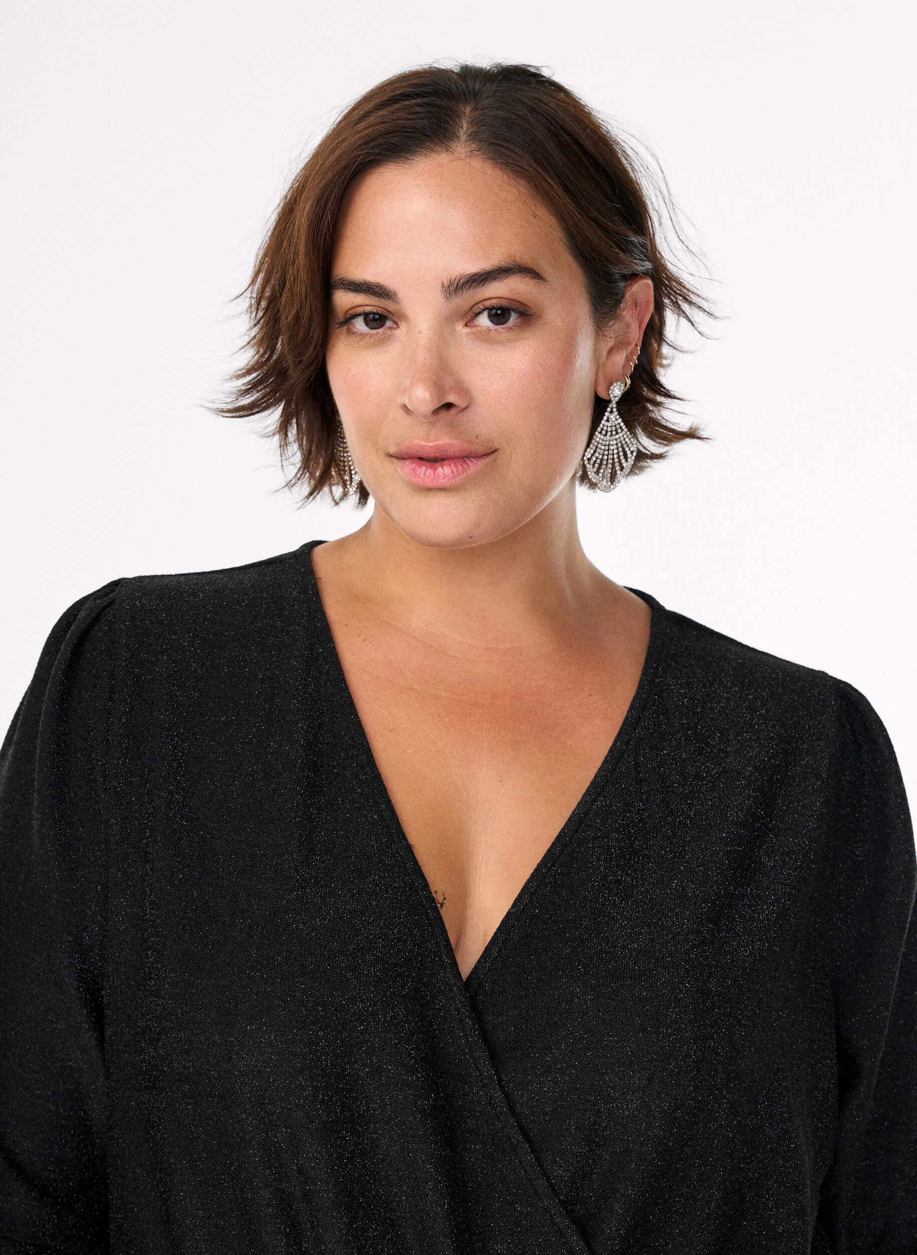 Zizzi Jumpsuit med glitter og knytebelte, Svart, Model image number 2