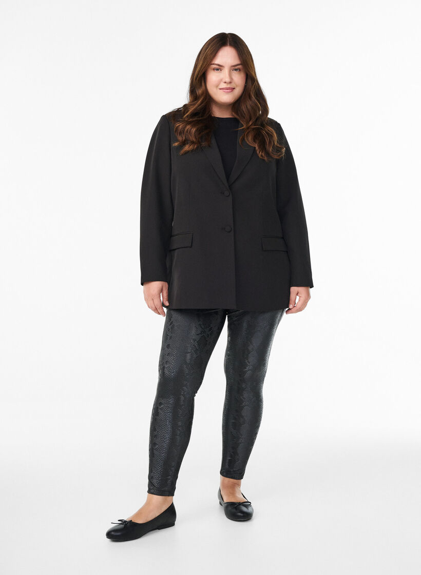 Leggings i imitert skinn med dyretrykk, Svart, Model image number 1