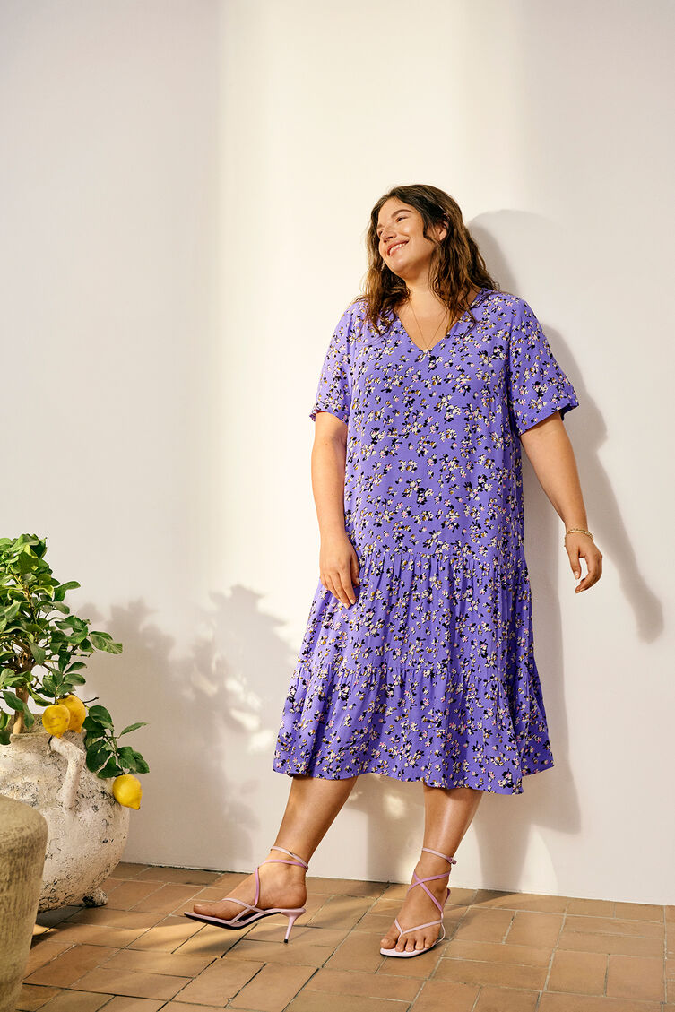 Stilig og feminin sommerlook, , Model