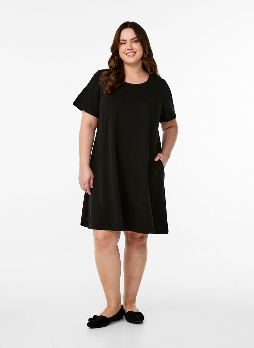 Jerseykjole med korte ermer og lommer, Svart, Model image number 1