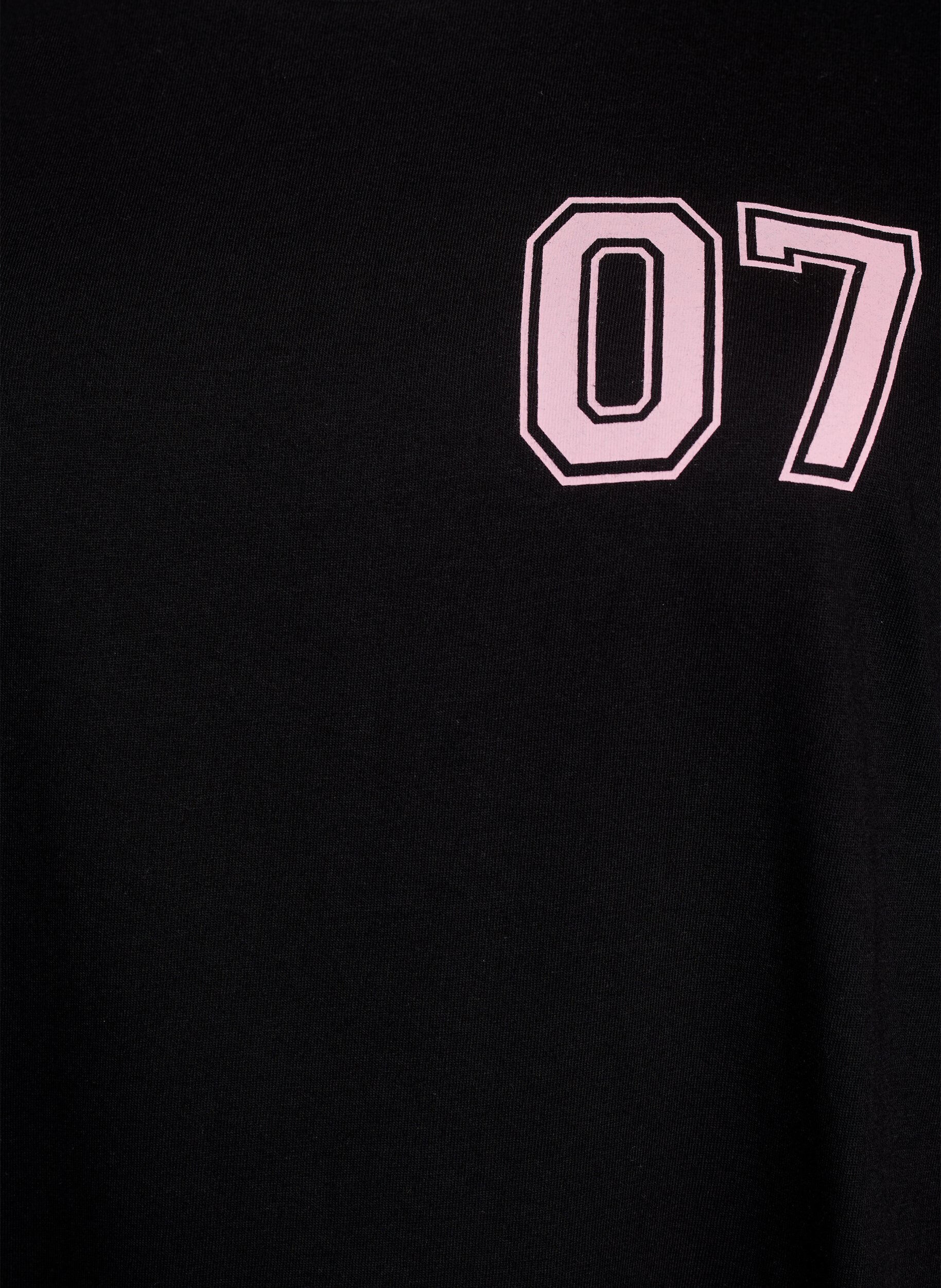 Zizzi Kort T-skjortekjole med sporty detaljer, Svart, Packshot image number 2