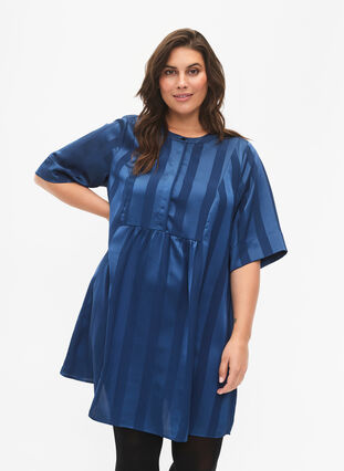 Zizzi A-lineskåret kjole med striper og halvlange ermer, Titan, Model image number 0