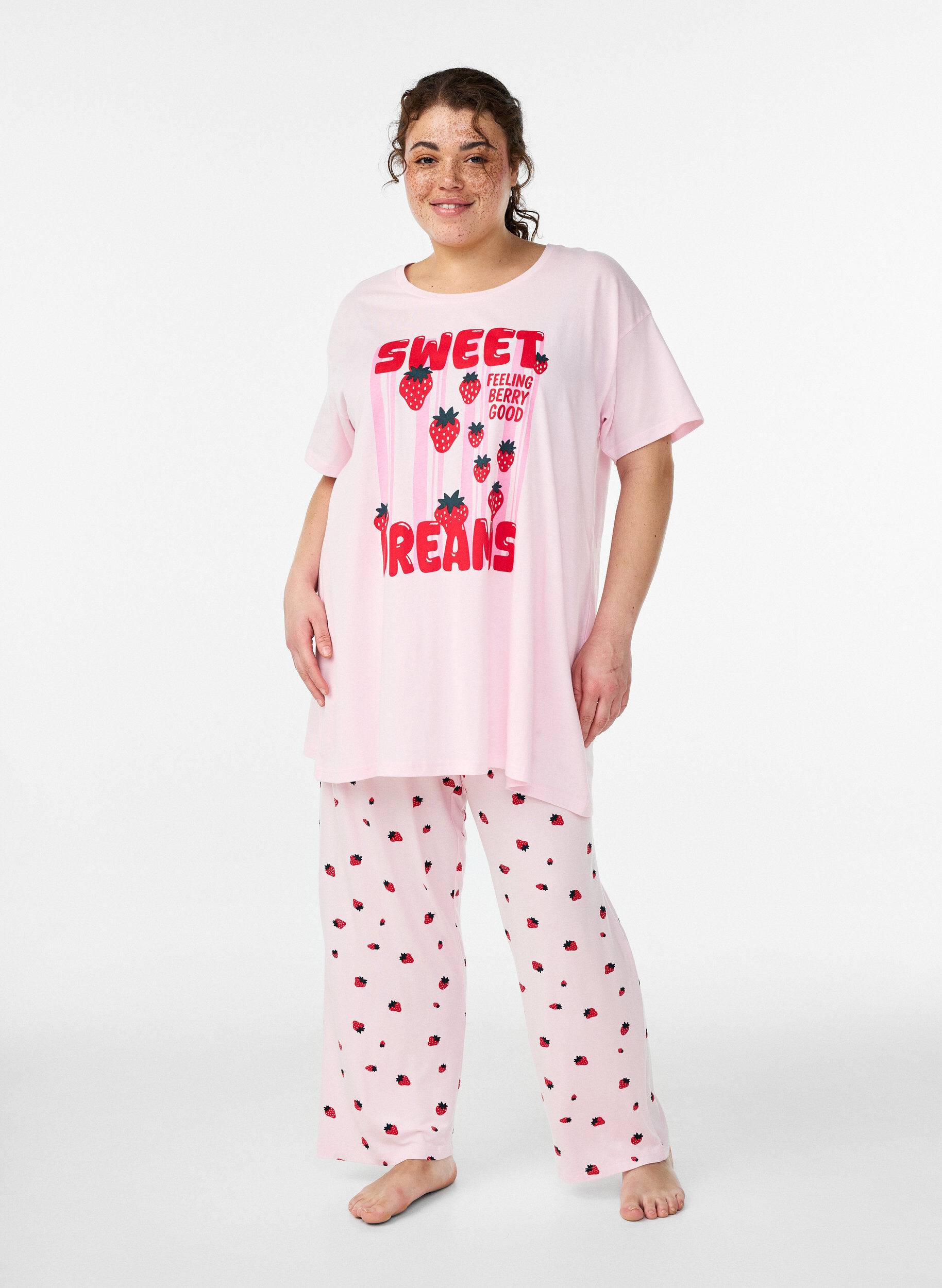 Pyjamasbukse i mykt jerseystoff med h&oslash;y midje og frukttrykk, Rosa, Model