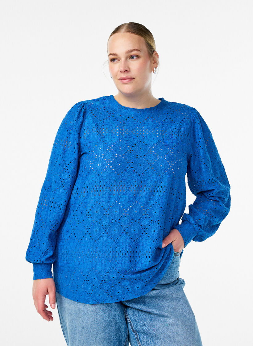 Langermet bluse med hullbroderi, Blå, Model image number 0