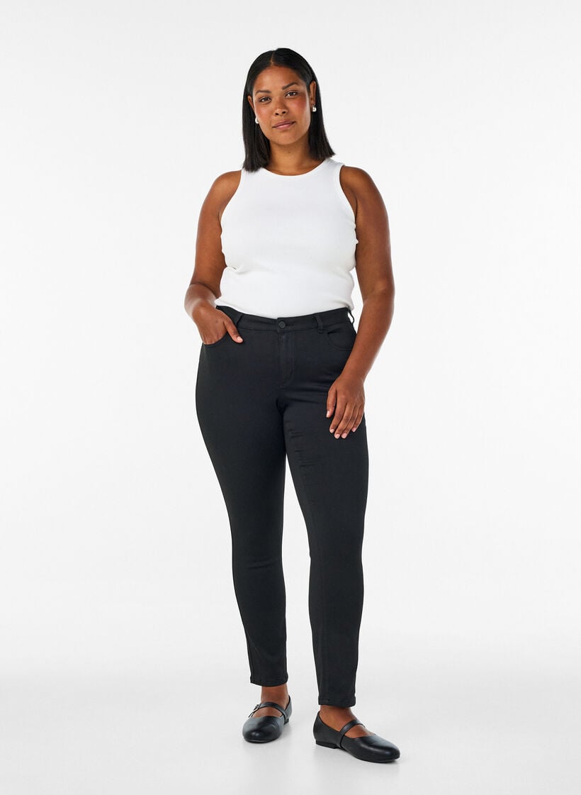 Emily Stay Black jeans med regular fit og vanlig midje, Svart, Model image number 0