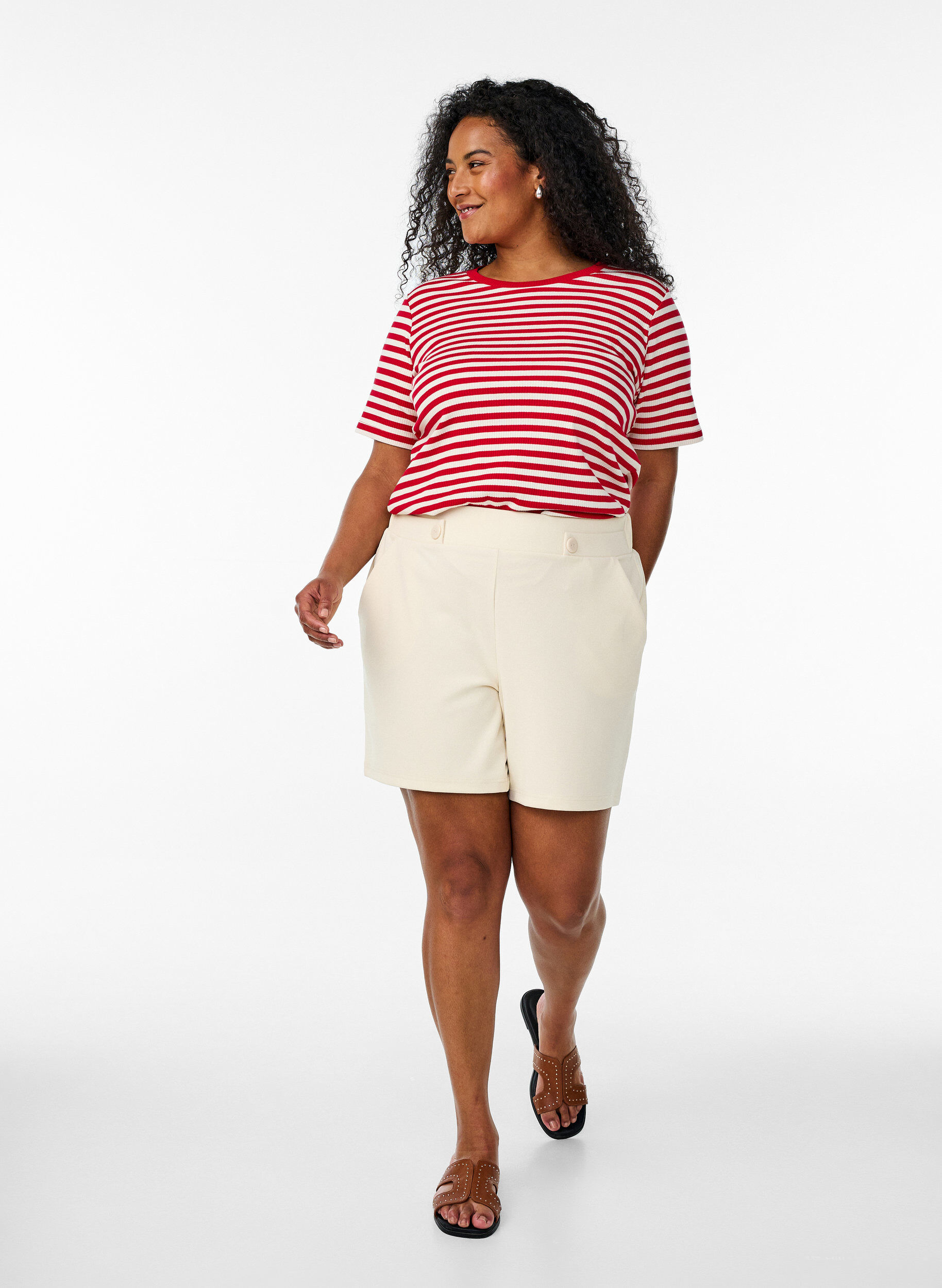 Zizzi T-shirt med striper og ribbestrikket struktur, R&oslash;d, Model image number 1