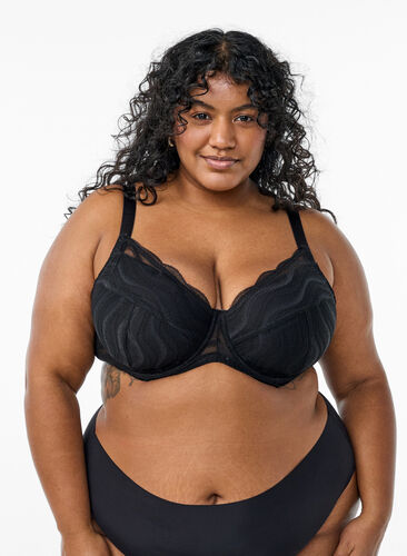 Zizzi Polstret BH med blonder, Svart, Model image number 0