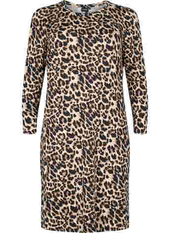 Langermet kjole i leopardmønster