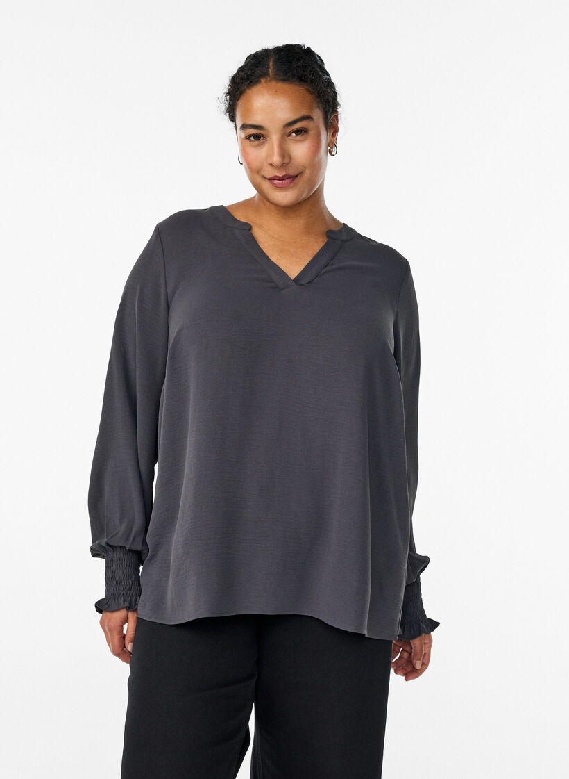 Bluse med smockmansjetter og V-hals, Gr&aring;, Model image number 0