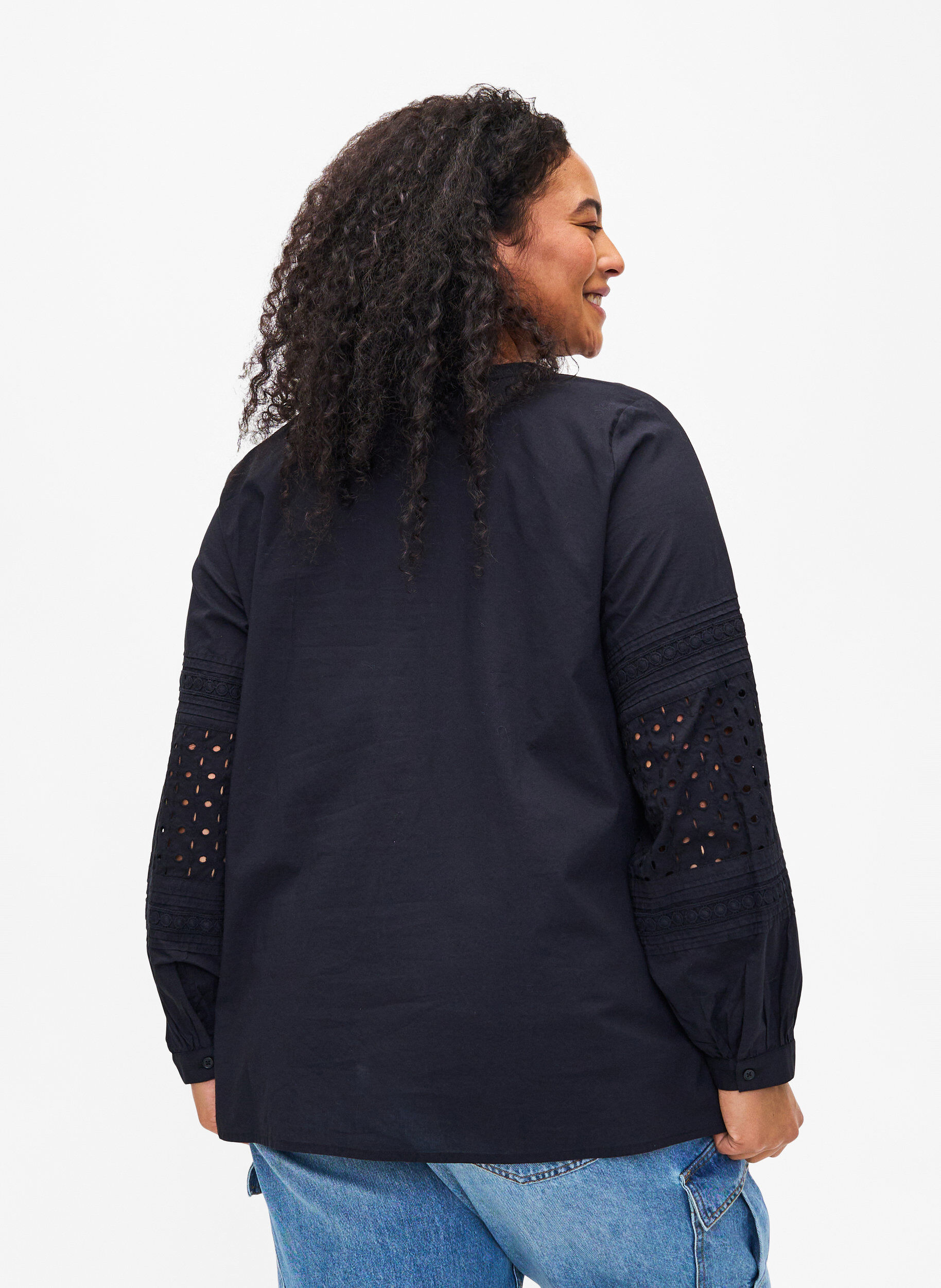 Zizzi Bluse med lange ermer og dekorative detaljer, Black, Model image number 1
