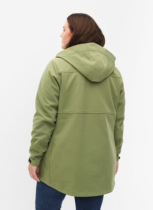 Kort softshell-jakke med lommer, Oil Green, Model image number 1