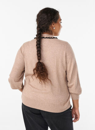 Zizzi Strikkebluse med kruset polokrage, Beige, Model image number 2