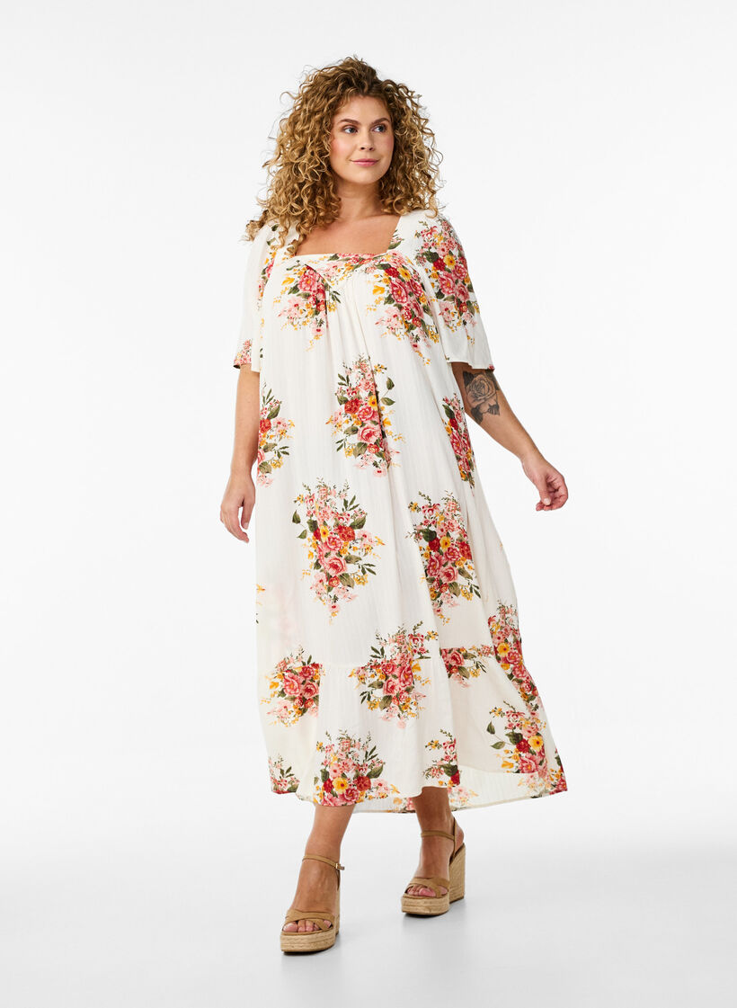 Lang kjole med kvadratisk utringning og blomster-motiver, Eggnog Flower, Model