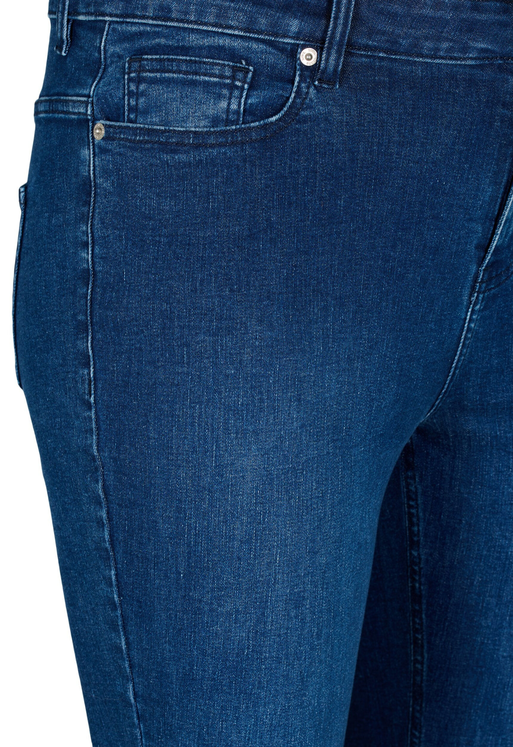 Zizzi Ellen bootcut jeans med sk&aring;ret kant, Blue denim, Packshot image number 2