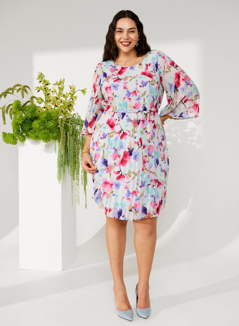 Mønstrete plissékjole med knyting, White/MultiFlowerAOP, Image image number 0