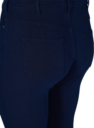Amy jeans med høyt liv og 4-way stretch, Dark blue, Packshot image number 3