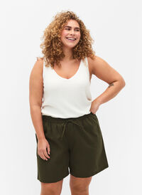 Løse shorts i bomullsmiks med lin, Forest Night, Model