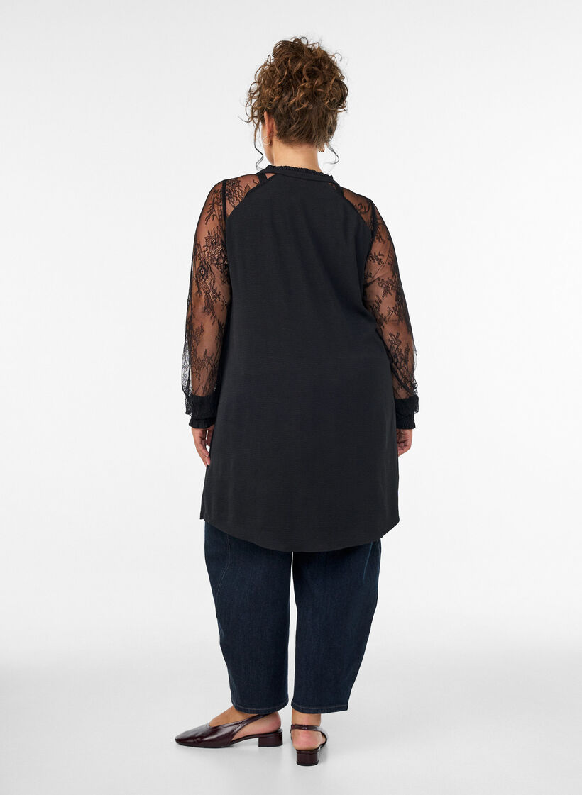 Tunika med gjennomsiktige blondeermer, Svart, Model image number 2