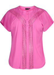 Viskosebluse med blondekant, Raspberry Rose