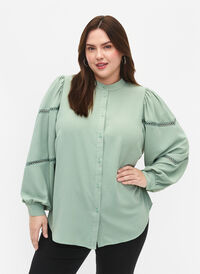 Skjortebluse med heklede detaljer, Green Bay, Model