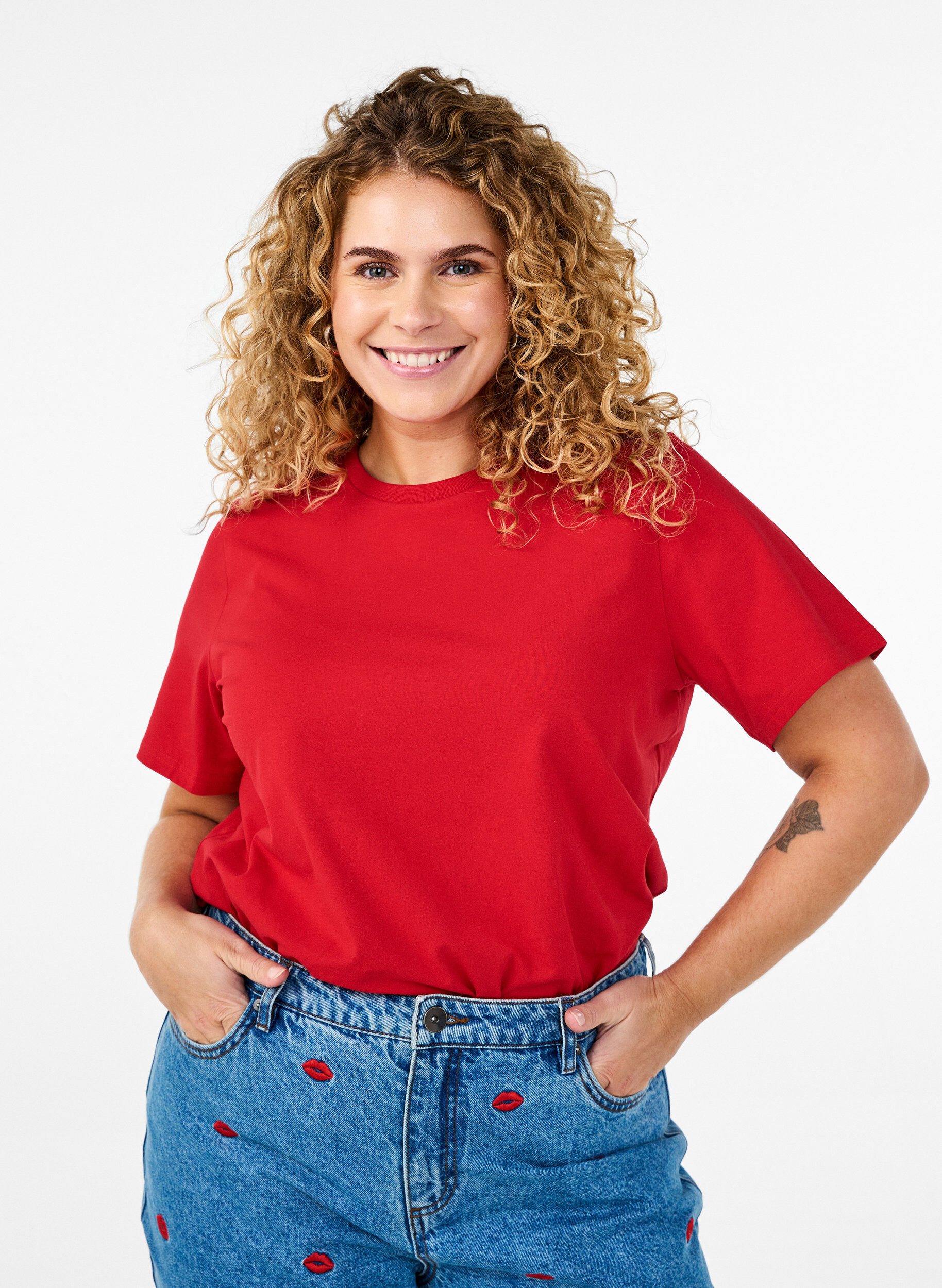 Zizzi T-skjorte i &oslash;kologisk bomull med rund hals, Salsa, Model image number 0