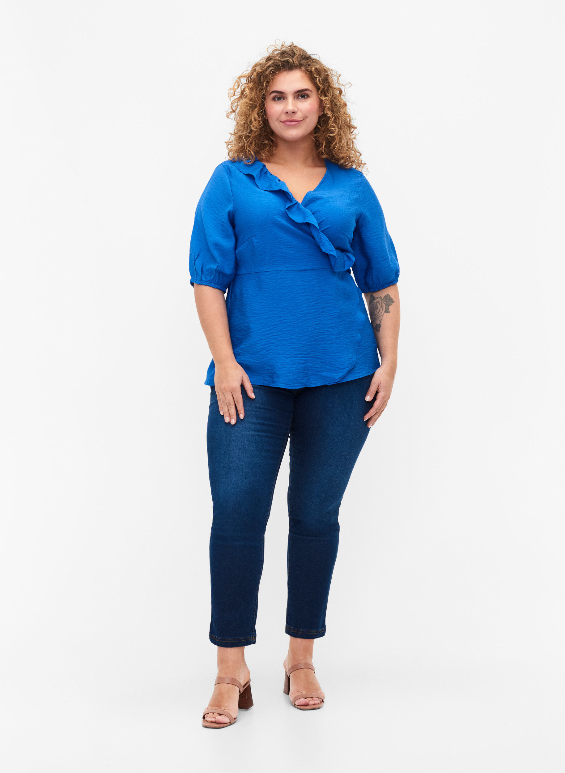 Zizzi wrap Bluse i viskose med 1/2 ermer, Olympian Blue, Model image number 2
