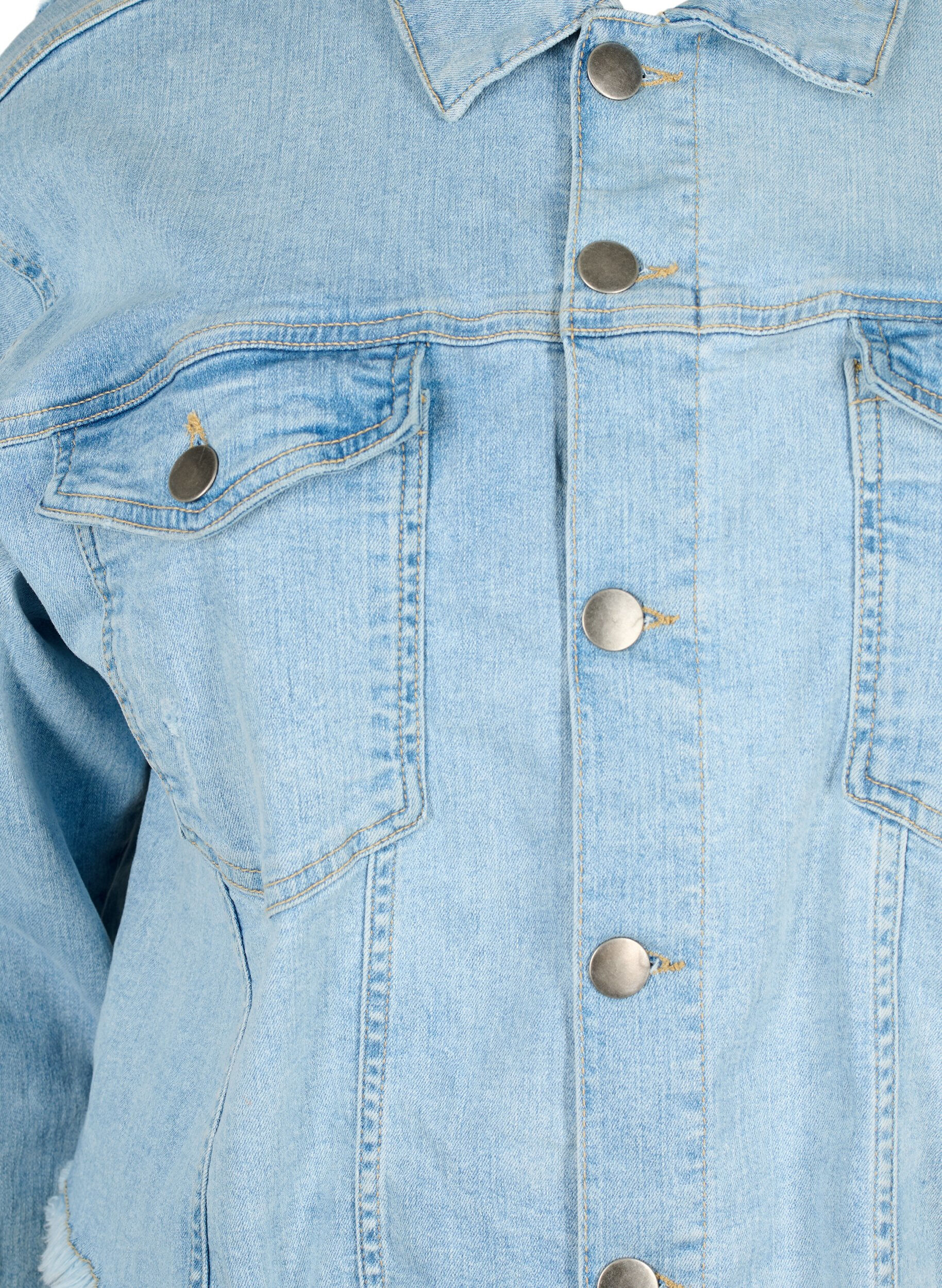 Zizzi Kort dongerijakke med detaljer med slitasje, Light Blue Denim, Packshot image number 2