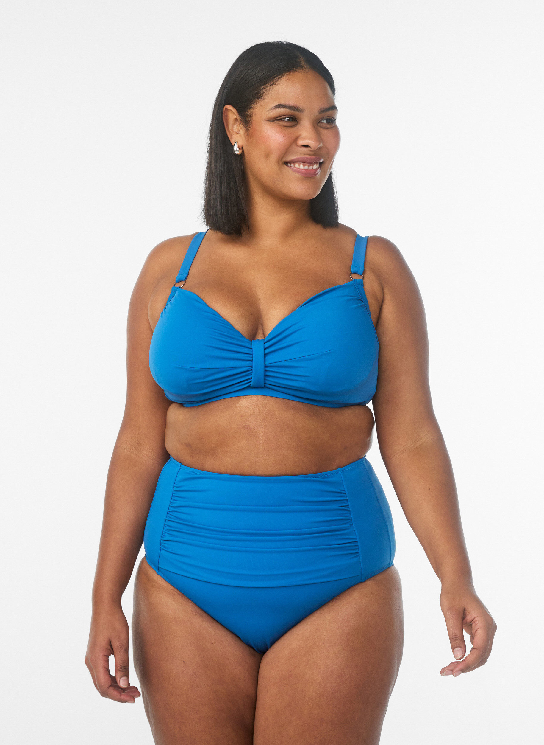 Bikinitruse med h&oslash;y midje, Bl&aring;, Model