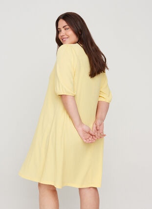 Kjole med puffermer og V-hals, Mellow Yellow, Model image number 1