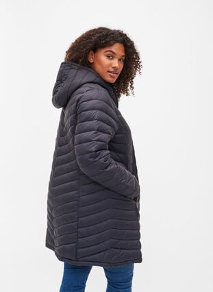 Zizzi Lett jakke med lommer og avtakbar hette, Svart, Model image number 2