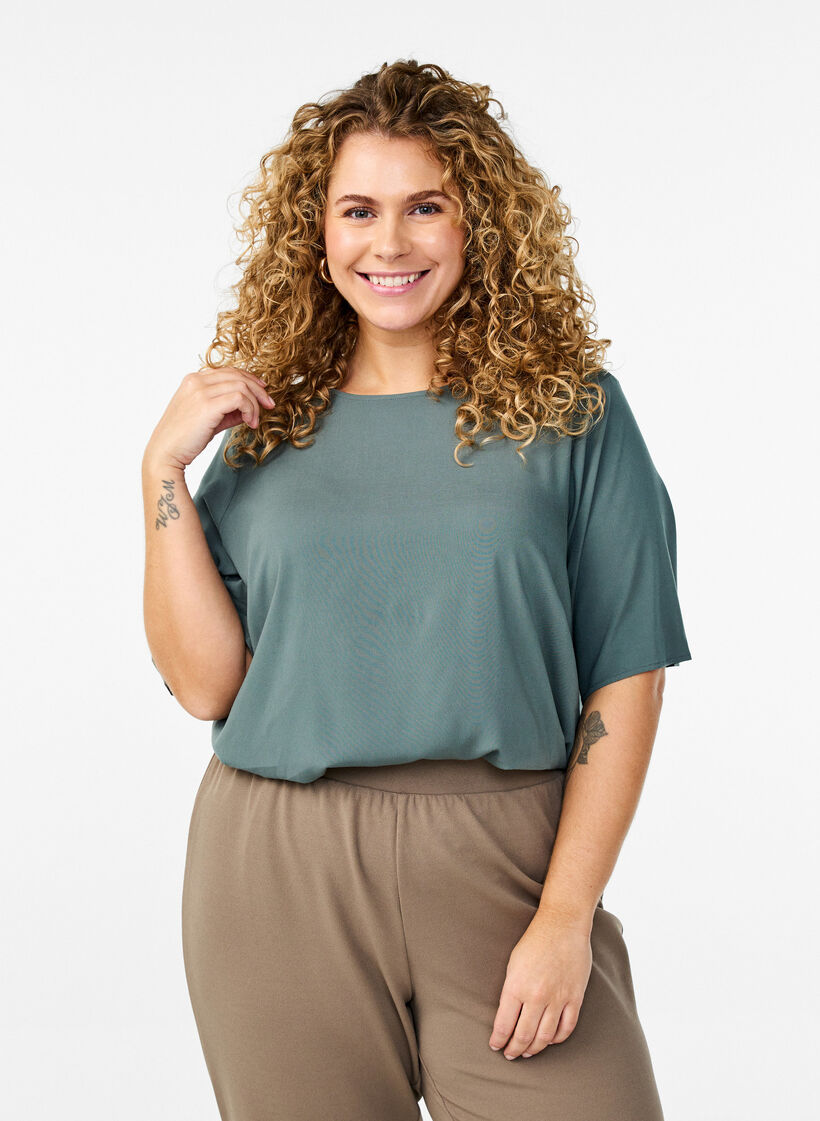 FLASH – Vevet bluse med korte ermer og rund hals, Grønn, Model image number 0