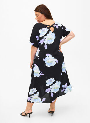 Blomstret kjole med korte ermer i viskose, Black Big Flower AOP, Model image number 1