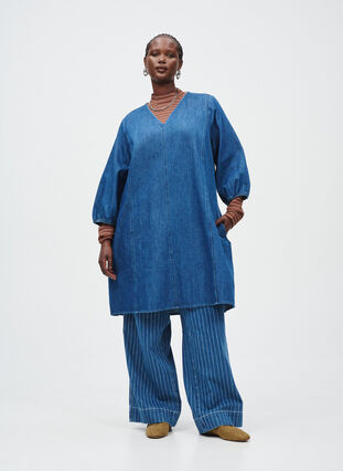 Zizzi Kort denimkjole med 3/4-lange ermer, Blue Denim, Image image number 0