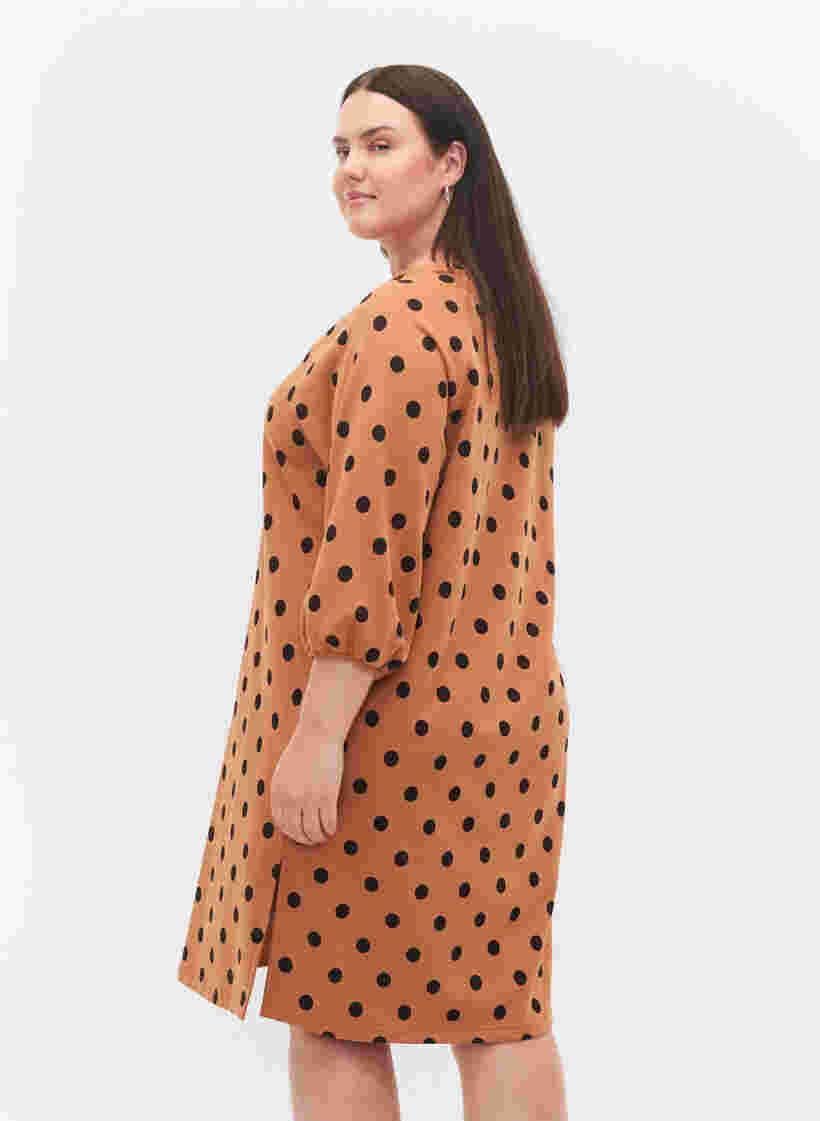 Prikkete kjole med 3/4-ermer, Almond Black Dot, Model image number 1