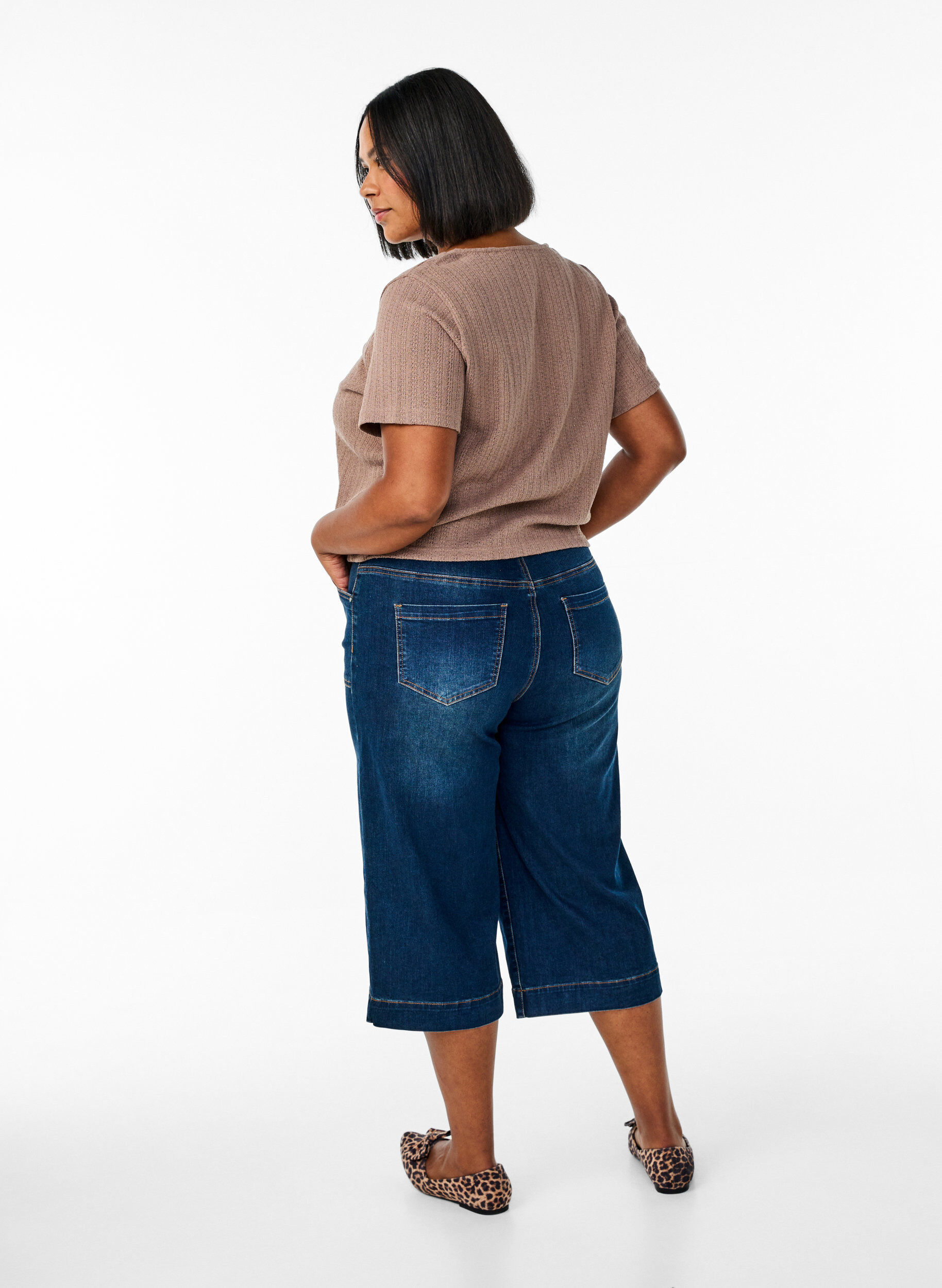 Zizzi Denimknickers med vide ben, Bl&aring;, Model image number 1