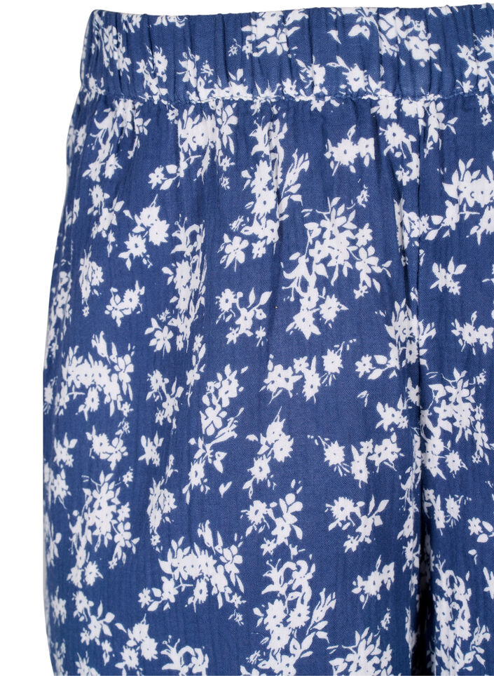 Pysjamasshorts i bomull med blomster, V. Indigo Flower AOP, Packshot image number 2